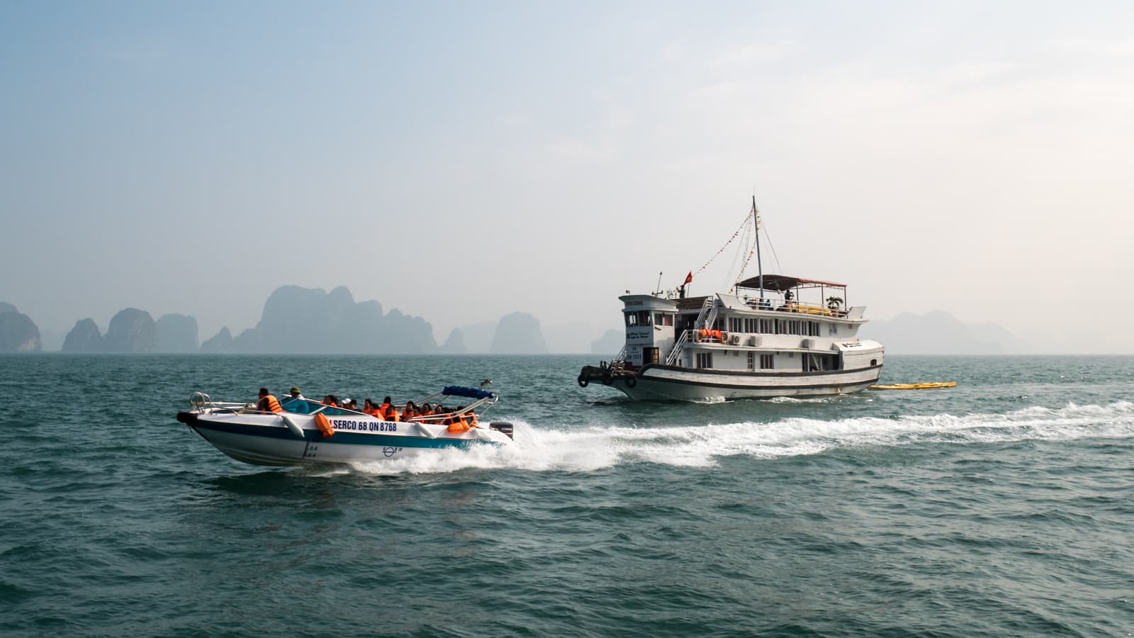 Hạ Long Bay, Quảng Ninh Province, Vietnam